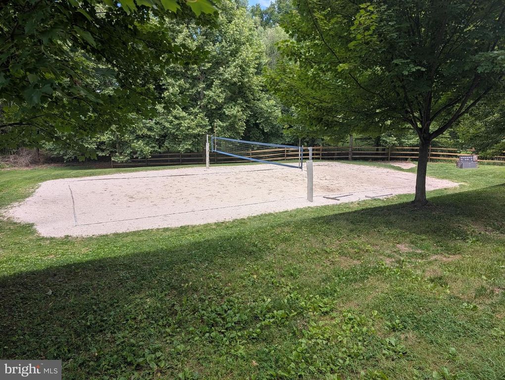 Image 50 of property listing at 2305 PEGGY LN, Silver Spring, MD 20910