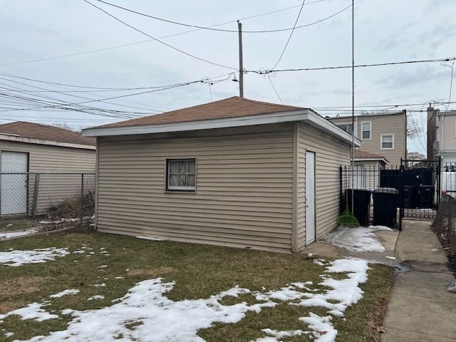 1627 N Lotus Avenue, Chicago, IL 60639