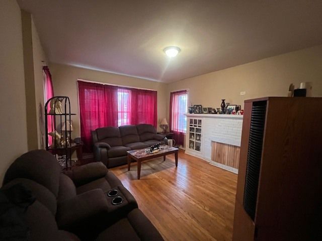 1627 N Lotus Avenue, Chicago, IL 60639