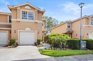 10172 Royal Palm Blvd 707-7, Coral Springs, FL 33065