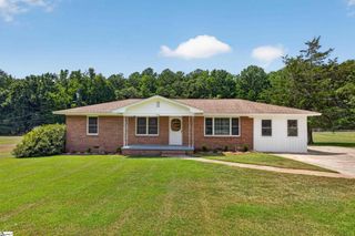 242 Sherwood Drive, Belton, SC 29627