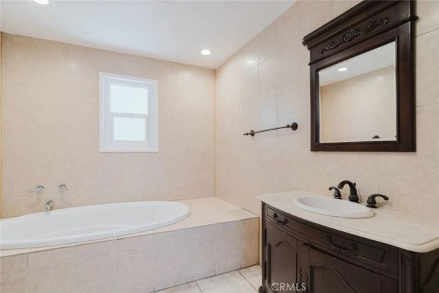 13856 Runnymede Street, Van Nuys, CA 91405