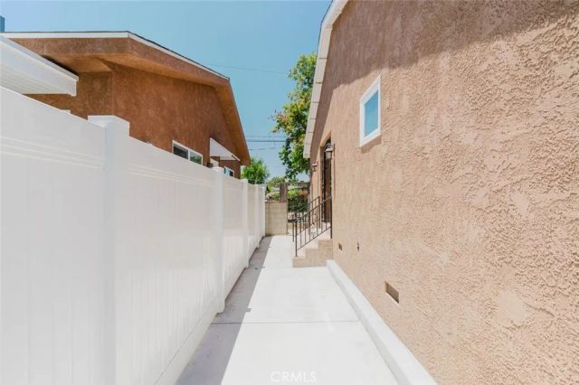 13856 Runnymede Street, Van Nuys, CA 91405