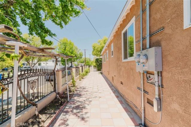 13856 Runnymede Street, Van Nuys, CA 91405