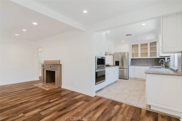 13856 Runnymede Street, Van Nuys, CA 91405