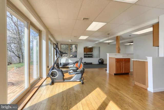 9450 LANCASTER AVE, Bethel, PA 19507