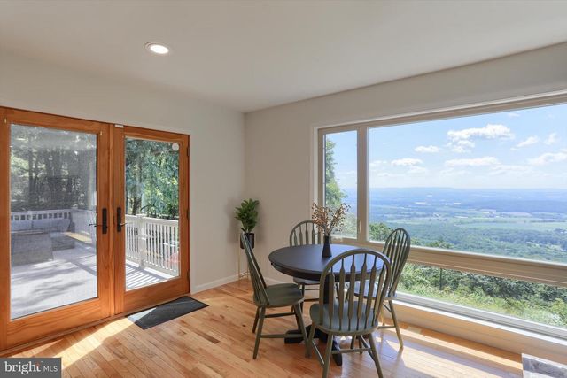 9450 LANCASTER AVE, Bethel, PA 19507