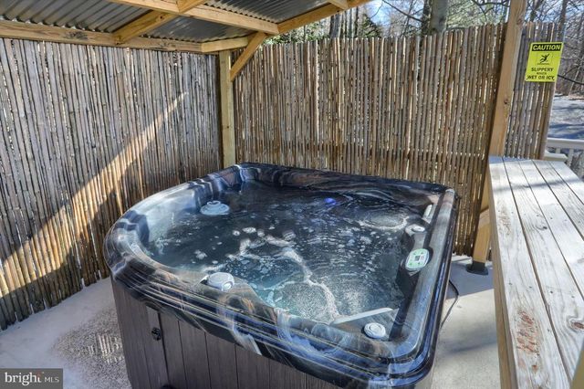 9450 LANCASTER AVE, Bethel, PA 19507