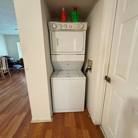 10160 NW 24th Place 205, Sunrise, FL 33322