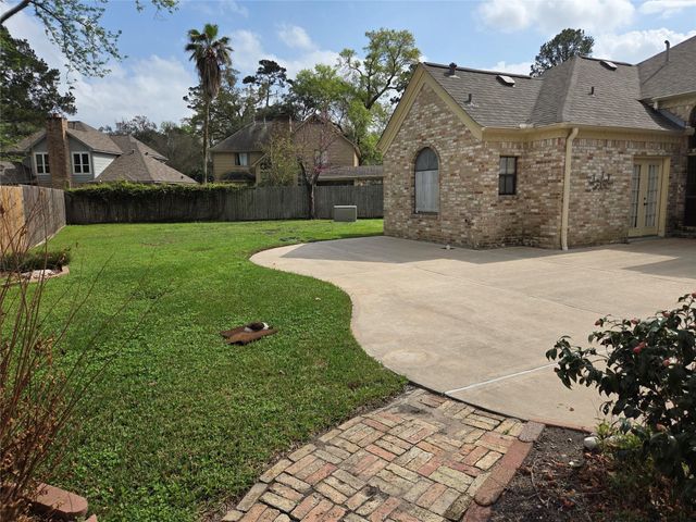 7503 17th Green Drive, Humble, TX 77346