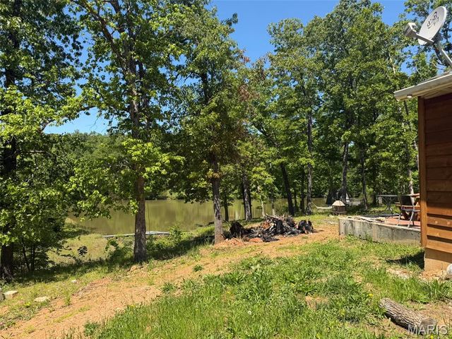 618 Woods End Trail, De Soto, MO 63020