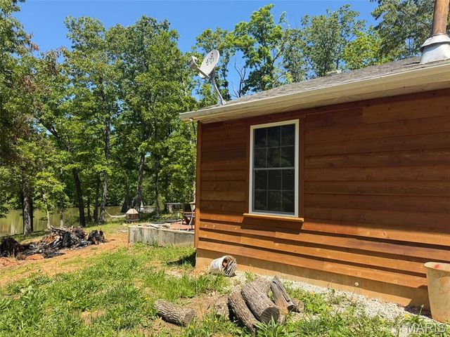 618 Woods End Trail, De Soto, MO 63020