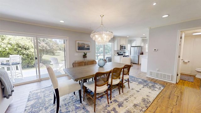 4211 Fairway Drive 9, Granbury, TX 76049