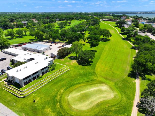4211 Fairway Drive 9, Granbury, TX 76049