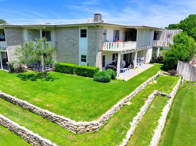 4211 Fairway Drive 9, Granbury, TX 76049