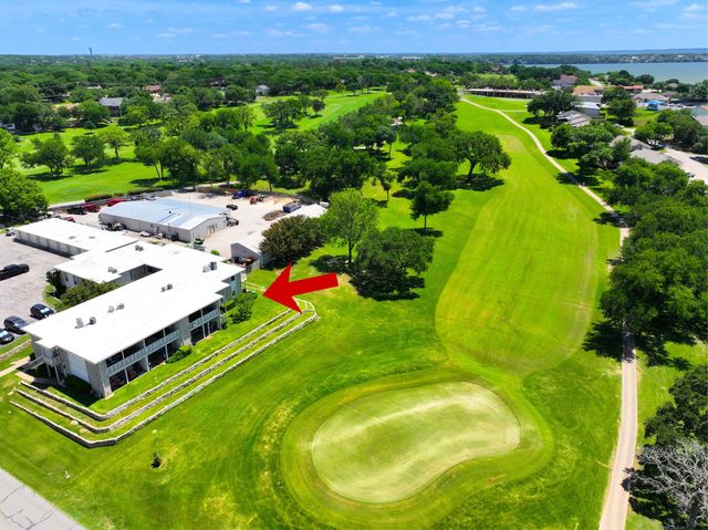 4211 Fairway Drive 9, Granbury, TX 76049