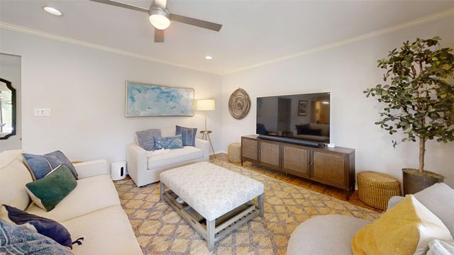 4211 Fairway Drive 9, Granbury, TX 76049