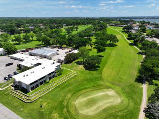 4211 Fairway Drive 9, Granbury, TX 76049