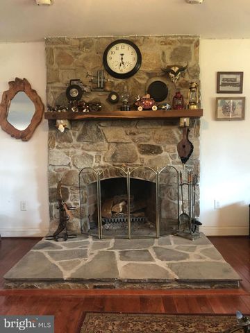 12550 SHOEMAKER RD, Taneytown, MD 21787