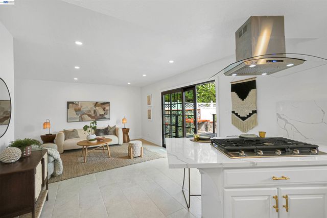 11418 Betlen, Dublin, CA 94568