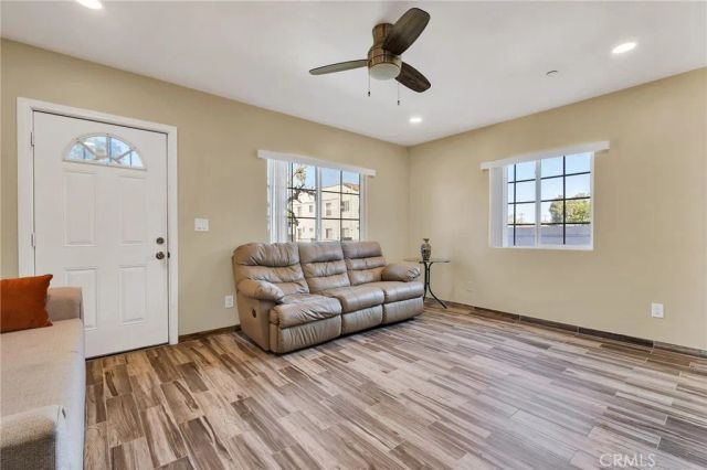 1972 Olive, Long Beach, CA 90806