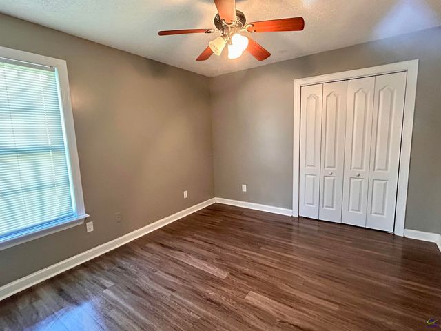 220 Gray Fox Crossing, Bonaire, GA 31005