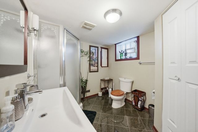 702 E 162nd Place, South Holland, IL 60473