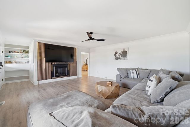5009 Hemby Road, Matthews, NC 28104