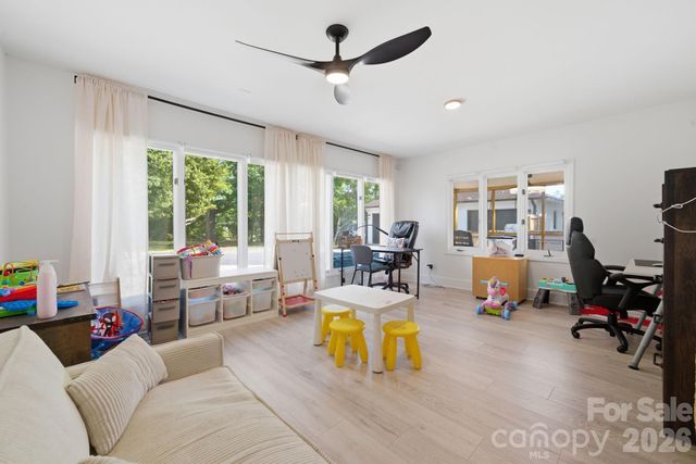 5009 Hemby Road, Matthews, NC 28104