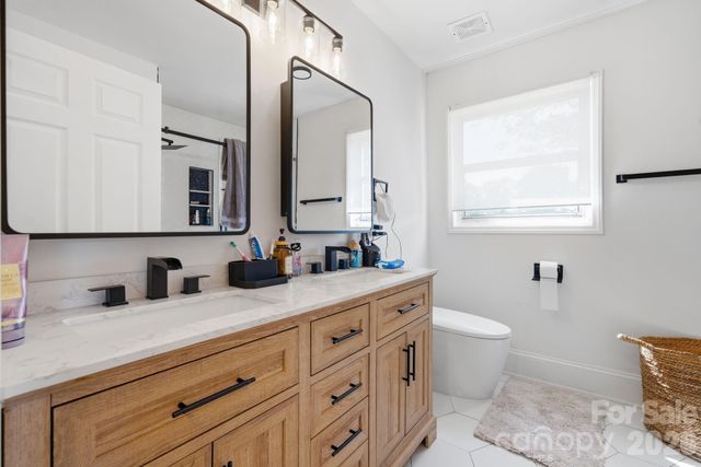 5009 Hemby Road, Matthews, NC 28104