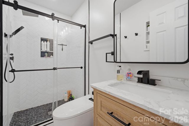 5009 Hemby Road, Matthews, NC 28104