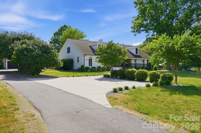 5009 Hemby Road, Matthews, NC 28104