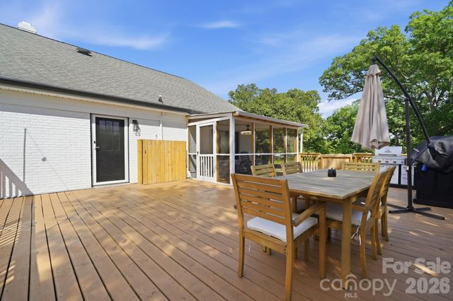 5009 Hemby Road, Matthews, NC 28104