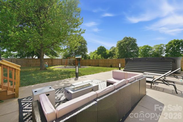 5009 Hemby Road, Matthews, NC 28104