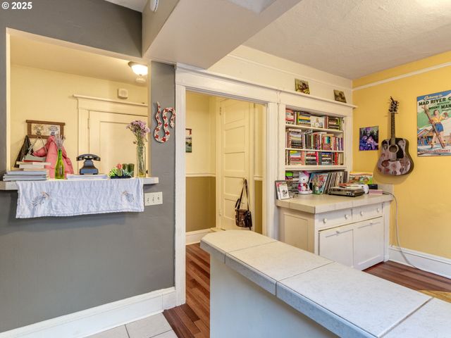 2109 Nw IRVING St Nw 410, Portland, OR 97210