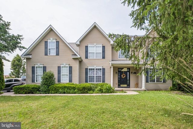 211 TOLLGATE RD, Quakertown, PA 18951