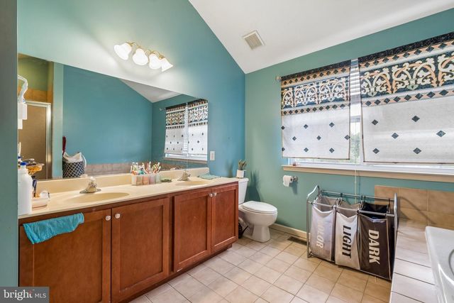 211 TOLLGATE RD, Quakertown, PA 18951