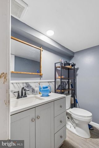 211 TOLLGATE RD, Quakertown, PA 18951