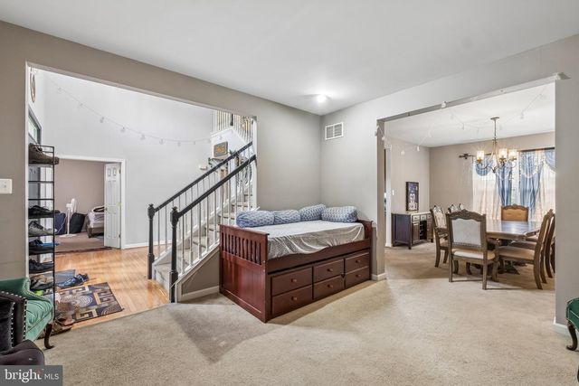 211 TOLLGATE RD, Quakertown, PA 18951