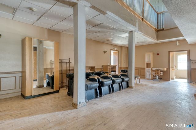 2404 Main Street, Hartford, CT 06120