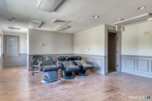 2404 Main Street, Hartford, CT 06120