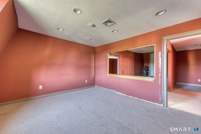 2404 Main Street, Hartford, CT 06120