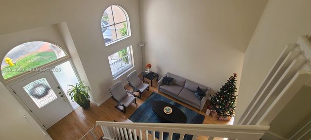 320 SW 99th Ave, Pembroke Pines, FL 33025