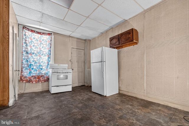1714 POPLAR GROVE ST, Baltimore, MD 21216