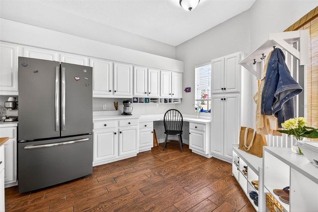 238 COLUMBIA DRIVE, Tampa, FL 33606