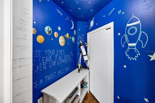 238 COLUMBIA DRIVE, Tampa, FL 33606