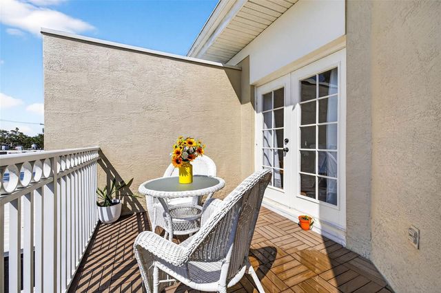 238 COLUMBIA DRIVE, Tampa, FL 33606