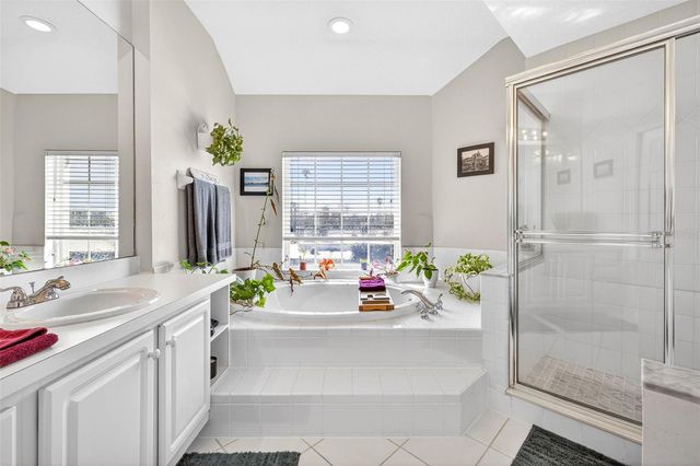 238 COLUMBIA DRIVE, Tampa, FL 33606