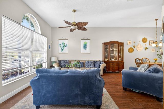 238 COLUMBIA DRIVE, Tampa, FL 33606