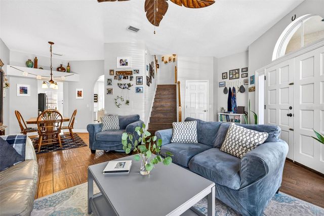 238 COLUMBIA DRIVE, Tampa, FL 33606